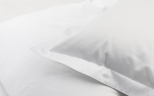 Ložní prádlo DUX satén jednobarevný bílý