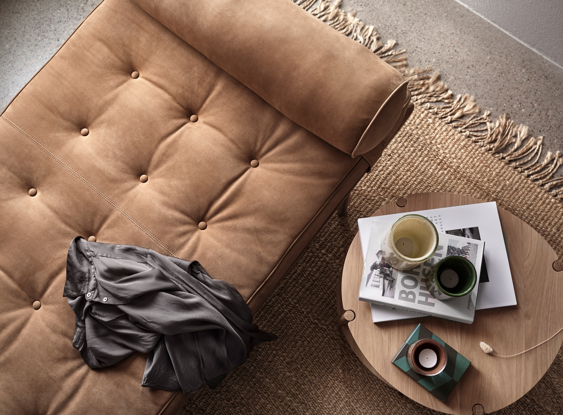Furniture-Daybed-Ritzy-nubuck-havanna-Lunaria-oak-PIE-2.jpg